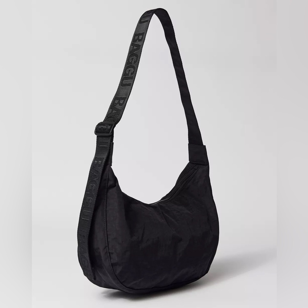 BAGGU Medium Nylon Crescent Bag - Picture 7 of 11